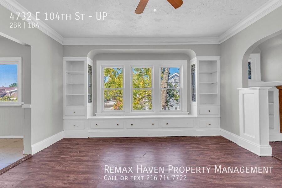 4732 E 104th St | UP, Garfield Heights - Spacious 2-bed 1-bath multi-family home! property image