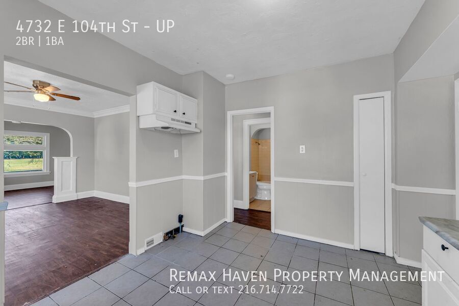 4732 E 104th St | UP, Garfield Heights - Spacious 2-bed 1-bath multi-family home! property image