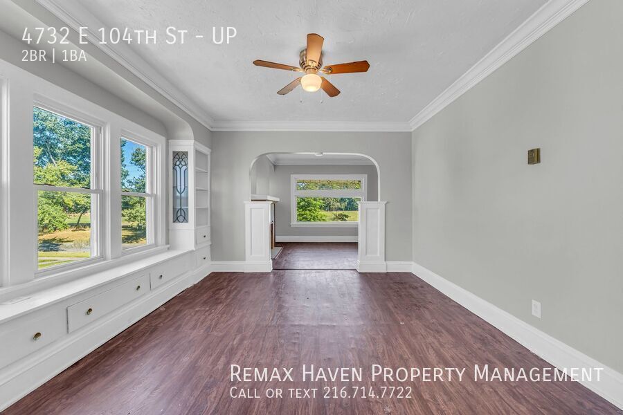 4732 E 104th St | UP, Garfield Heights - Spacious 2-bed 1-bath multi-family home! property image