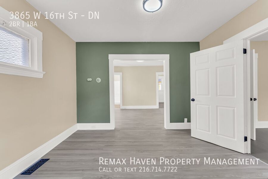 3865 W 16th St | DN, Cleveland - Spacious 2-bed 1-bath multi-family home! property image