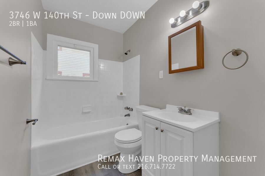 3746 W 140th St | DN, Cleveland - Spacious 2-bed 1-bath multi-family home! property image