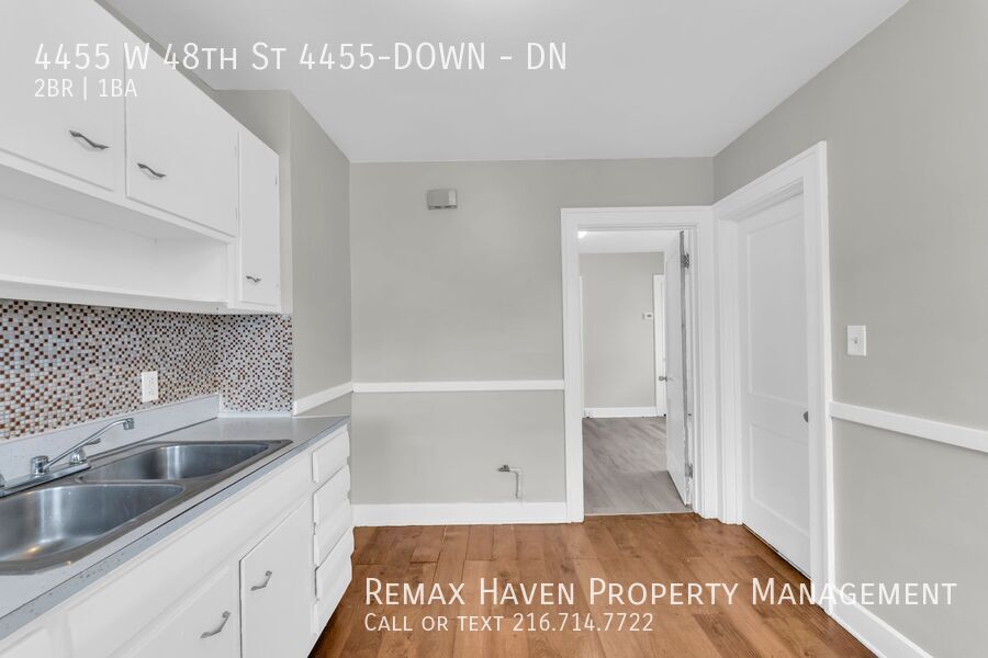 4455 W 48th St | DN, Cleveland - Spacious 2-bed 1-bath multi-family home! property image
