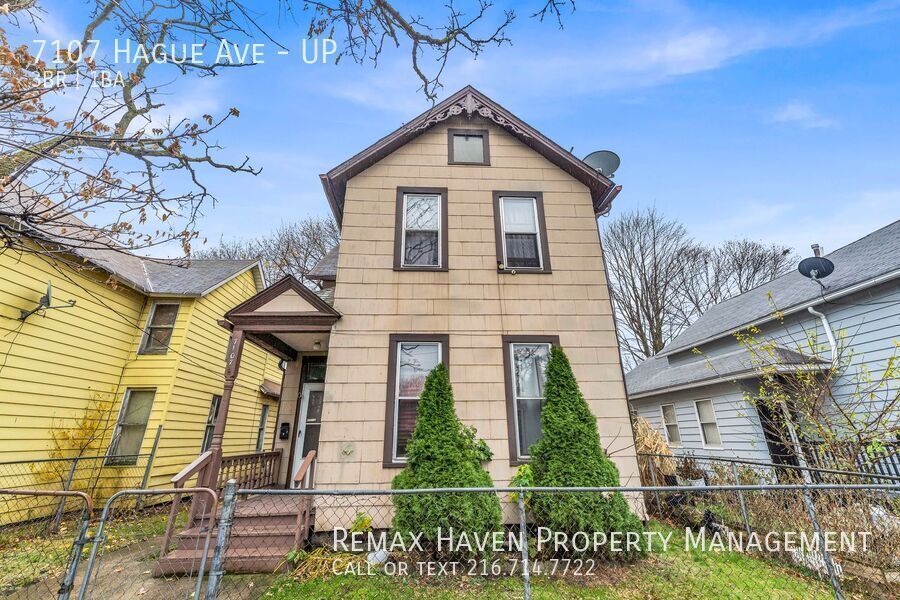 7107 Hague Ave | UP, Cleveland - Spacious 3-bed 1-bath multi-family home! property image