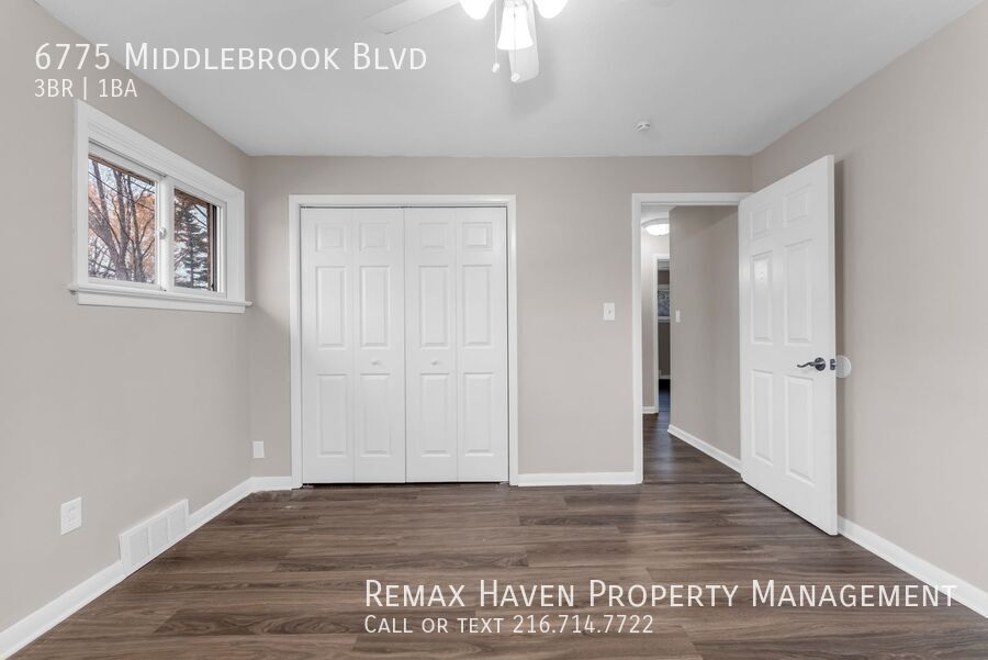 6775 Middlebrook Blvd, Middleburg Heights - Spacious 3-bed 1-bath single-family home! property image