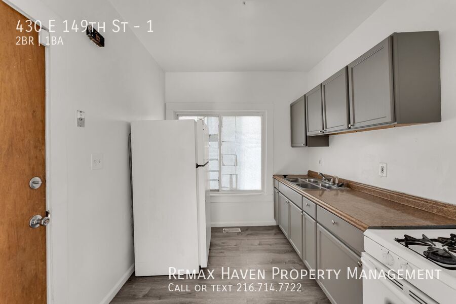 430 E 149th St | Unit 1, Cleveland - Spacious 2-bed 1-bath multi-family home! property image