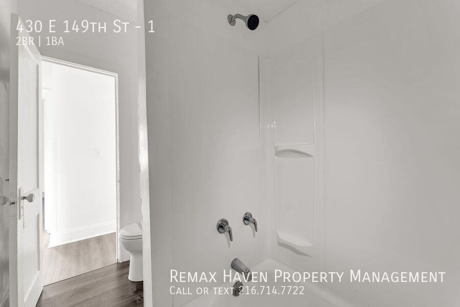 430 E 149th St | Unit 1, Cleveland - Spacious 2-bed 1-bath multi-family home! property image