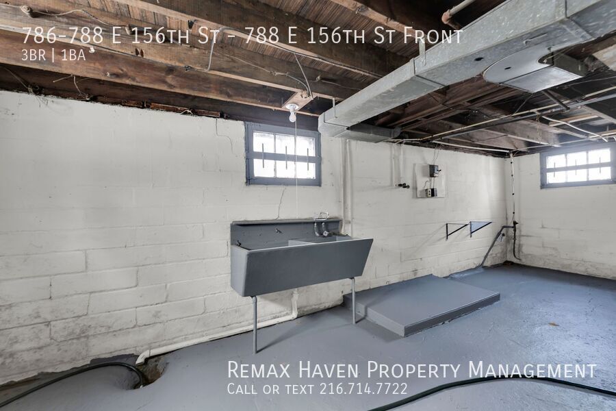 788 E 156th St | Front, Cleveland - Spacious 3-bed 1-bath multi-family home! property image