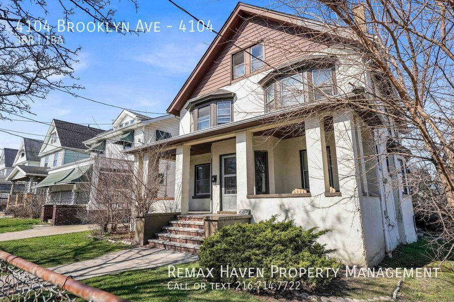 4104 Brooklyn Ave | Left Side, Cleveland - Spacious 3-bed 1-bath multi-family home! property image