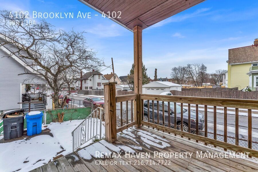 4102 Brooklyn Ave | Right Side, Cleveland - Spacious 3-bed 1-bath multi-family home! property image