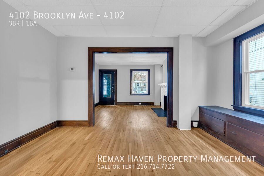 4102 Brooklyn Ave | Right Side, Cleveland - Spacious 3-bed 1-bath multi-family home! property image