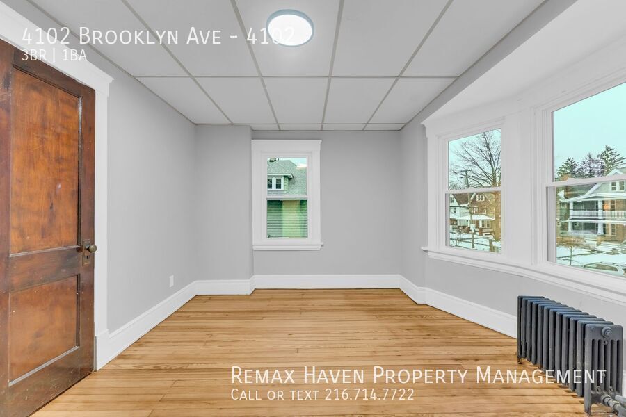 4102 Brooklyn Ave | Right Side, Cleveland - Spacious 3-bed 1-bath multi-family home! property image