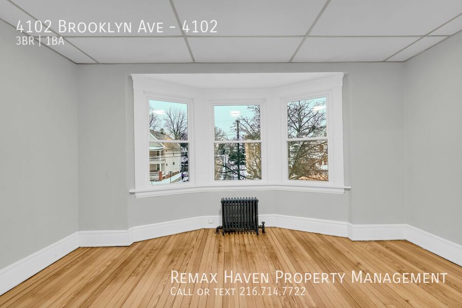 4102 Brooklyn Ave | Right Side, Cleveland - Spacious 3-bed 1-bath multi-family home! property image
