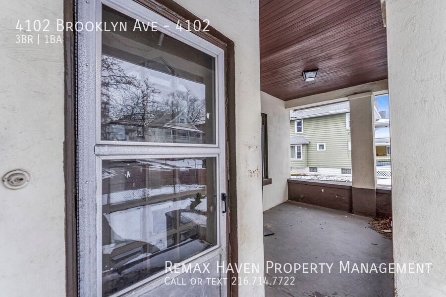 4102 Brooklyn Ave | Right Side, Cleveland - Spacious 3-bed 1-bath multi-family home! property image