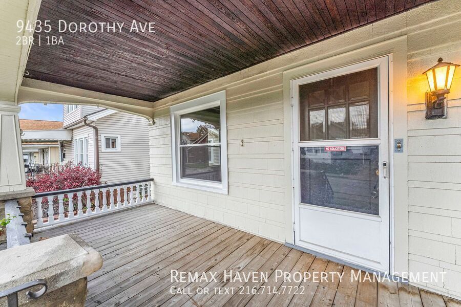 9435 Dorothy Ave, Garfield Heights - Spacious 2-bed 1-bath single-family home! property image