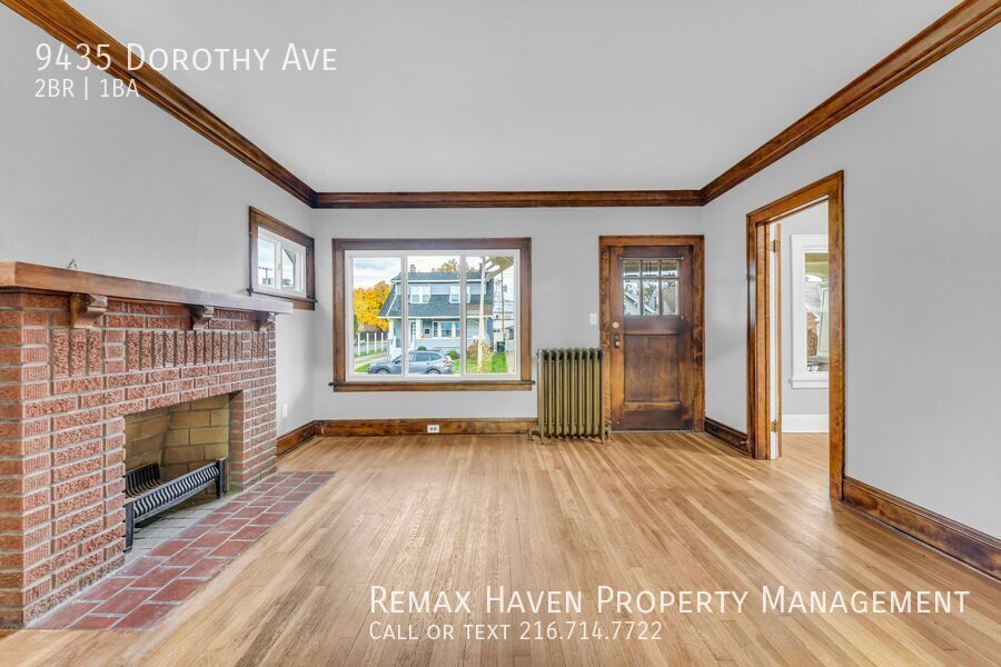 9435 Dorothy Ave, Garfield Heights - Spacious 2-bed 1-bath single-family home! property image