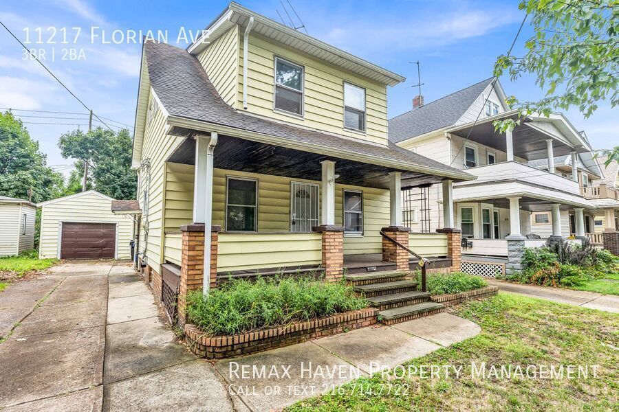 11217 Florian Ave, Cleveland  - Spacious 3 bed 2 bath single family home! property image