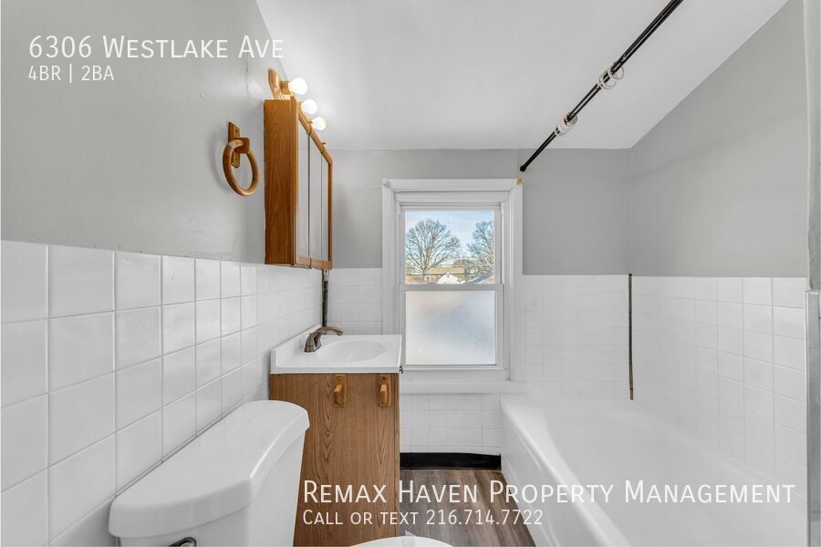 6306 Westlake Ave, Parma - Spacious 4-bed 2-bath single-family home! property image