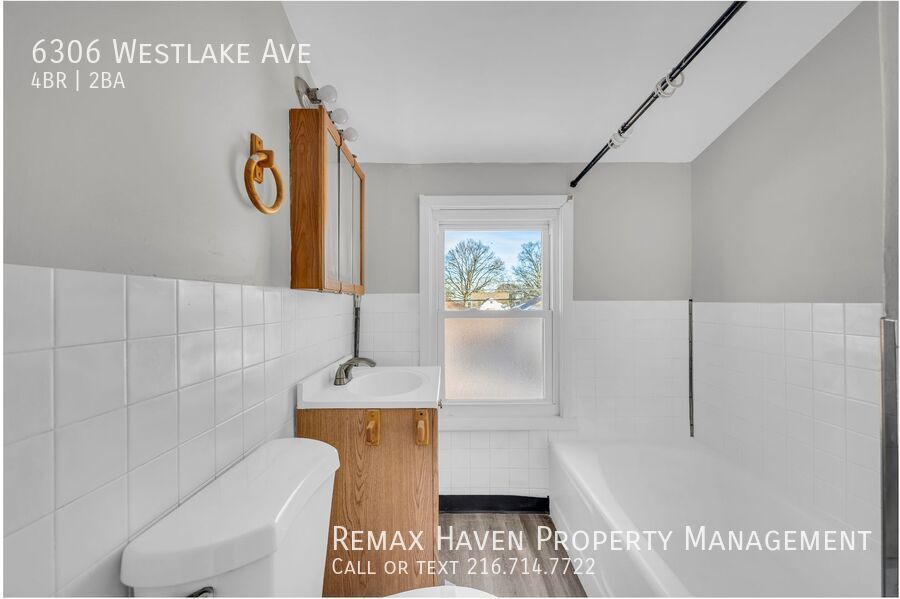 6306 Westlake Ave, Parma - Spacious 4-bed 2-bath single-family home! property image