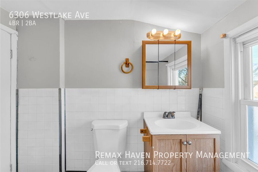 6306 Westlake Ave, Parma - Spacious 4-bed 2-bath single-family home! property image