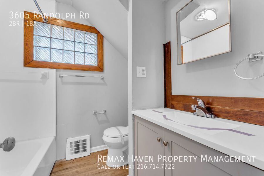 3605 Randolph Rd, Cleveland Heights- Spacious 2 bed 1 bath single family home! property image