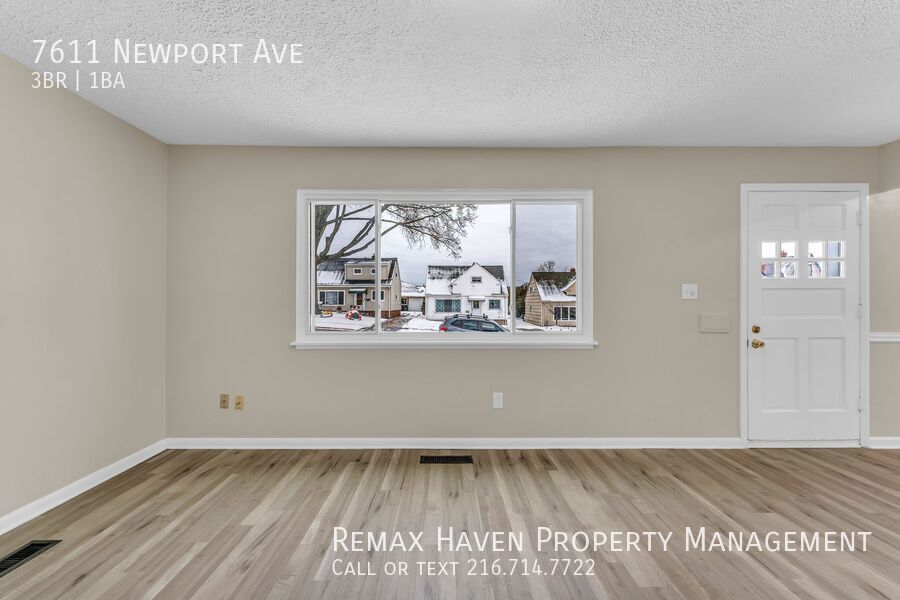7611 Newport Ave, Parma - Spacious 3-bed 1-bath single-family home! property image