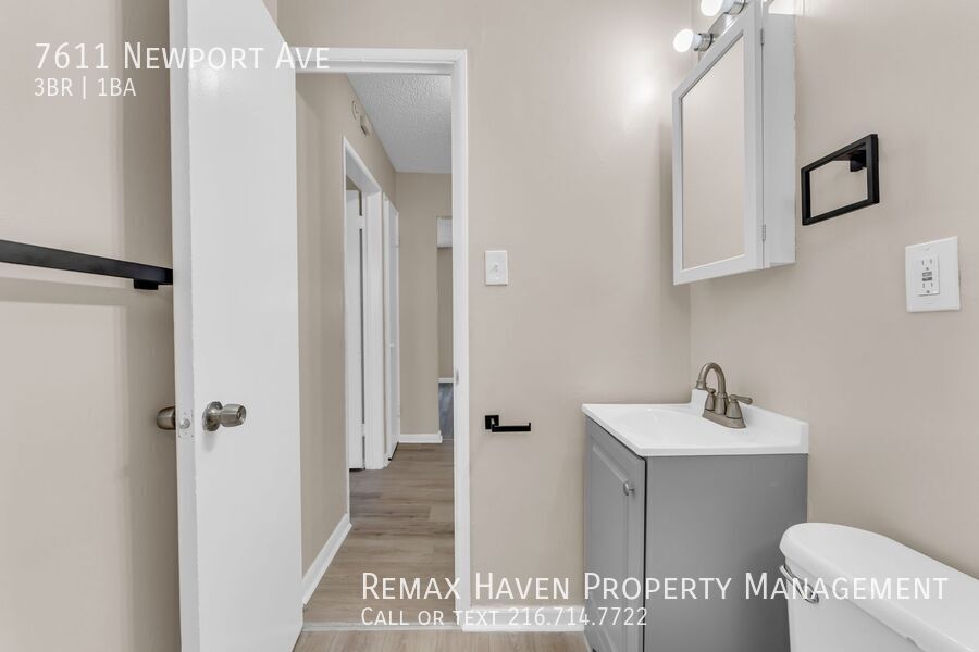 7611 Newport Ave, Parma - Spacious 3-bed 1-bath single-family home! property image