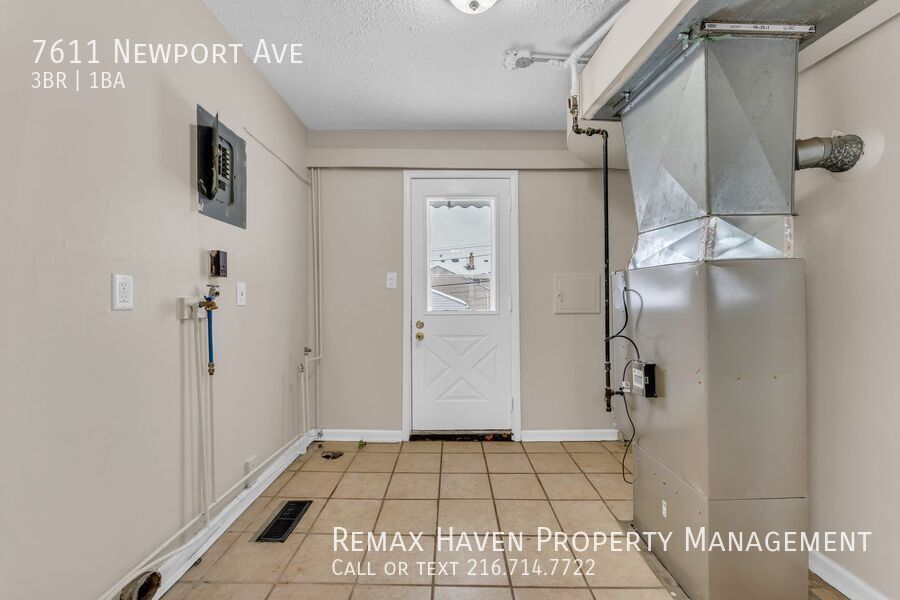 7611 Newport Ave, Parma - Spacious 3-bed 1-bath single-family home! property image