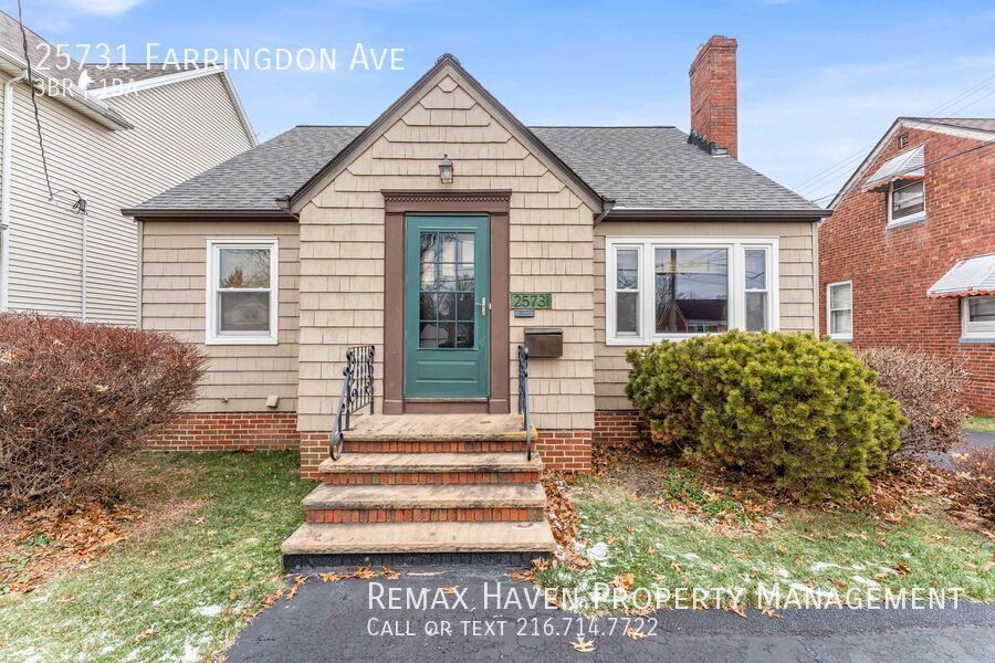 25731 Farringdon Ave, Euclid - Spacious 3-bed 1-bath single-family home! property image