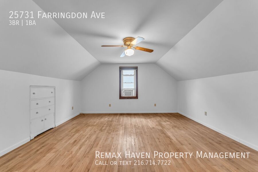 25731 Farringdon Ave, Euclid - Spacious 3-bed 1-bath single-family home! property image