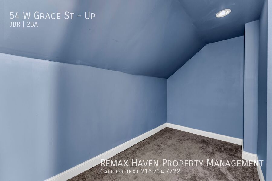 54 W Grace St | UP, Bedford - Spacious 3-bed 2-bath multi-family home! property image