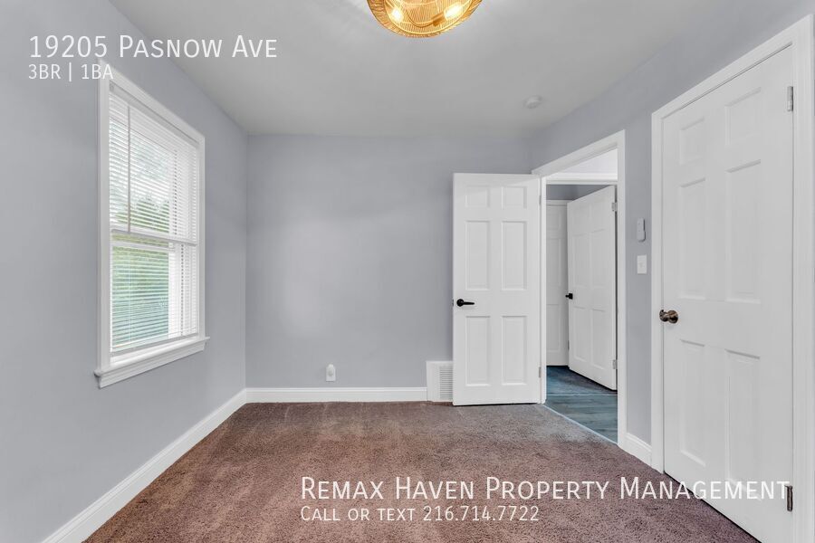 19205 Pasnow Ave, Euclid - Spacious 3-bed 1-bath single-family home! property image