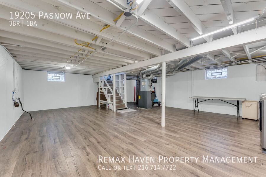 19205 Pasnow Ave, Euclid - Spacious 3-bed 1-bath single-family home! property image