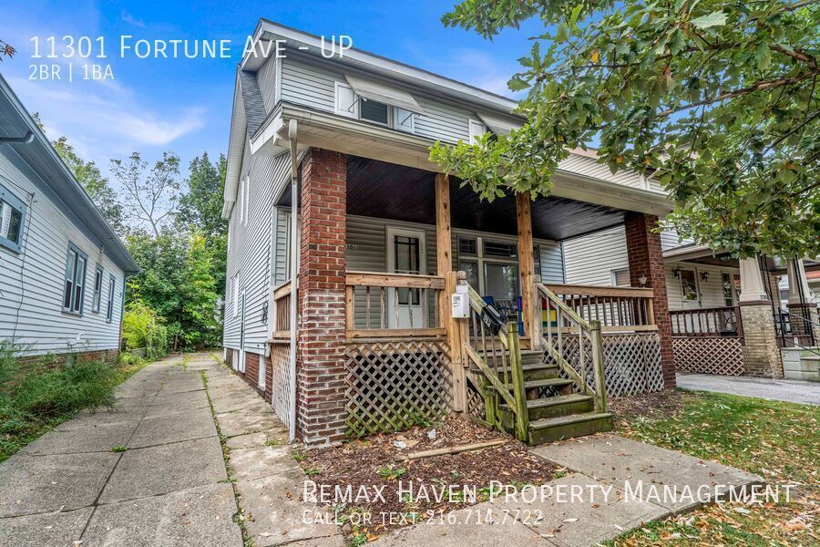 11301 Fortune Ave | UP, Cleveland - Spacious 2-bed 1-bath multi-family home!  property image