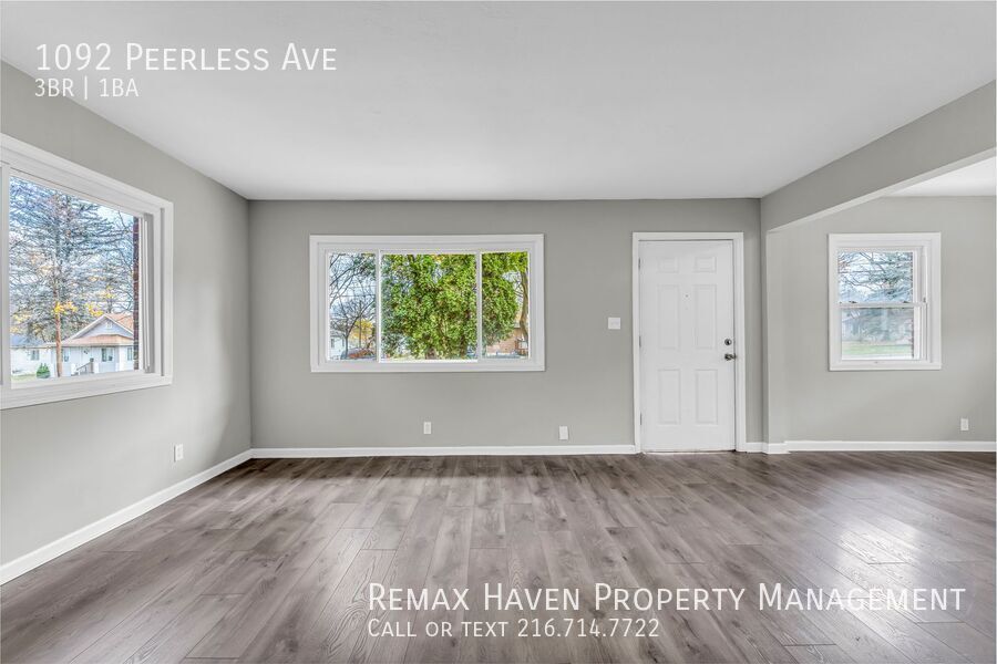 1092 Peerless Ave, Akron - Spacious 3 bed 1 bath single family home! property image