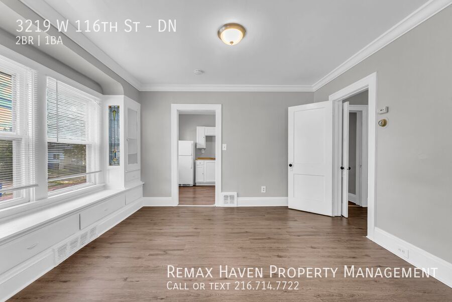 3219 W 116th St | DN, Cleveland - Spacious 2-bed 1-bath multi-family home! property image
