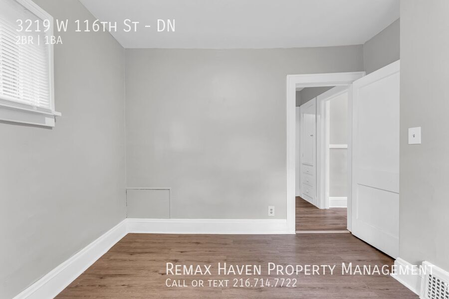 3219 W 116th St | DN, Cleveland - Spacious 2-bed 1-bath multi-family home! property image