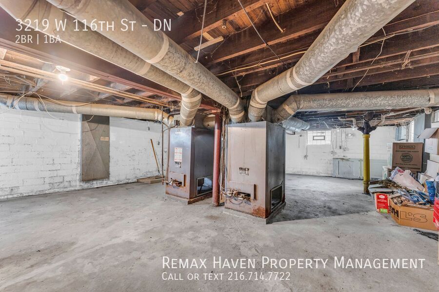 3219 W 116th St | DN, Cleveland - Spacious 2-bed 1-bath multi-family home! property image