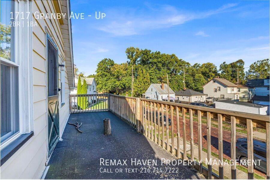 1717 Granby Ave | UP, Cleveland - Spacious 2-bed 1-bath multi-family home! property image