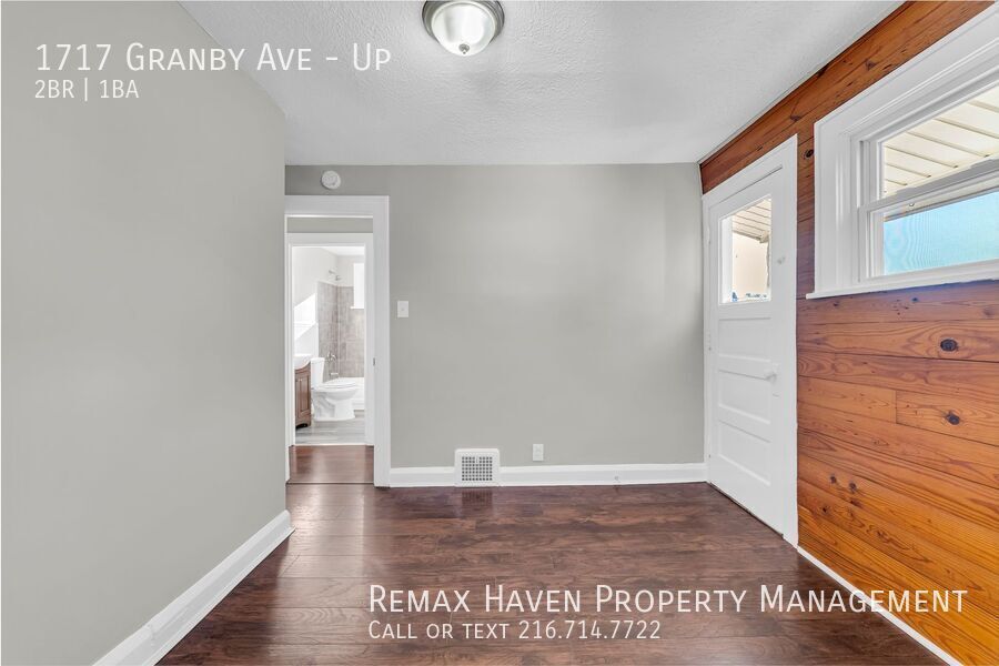1717 Granby Ave | UP, Cleveland - Spacious 2-bed 1-bath multi-family home! property image