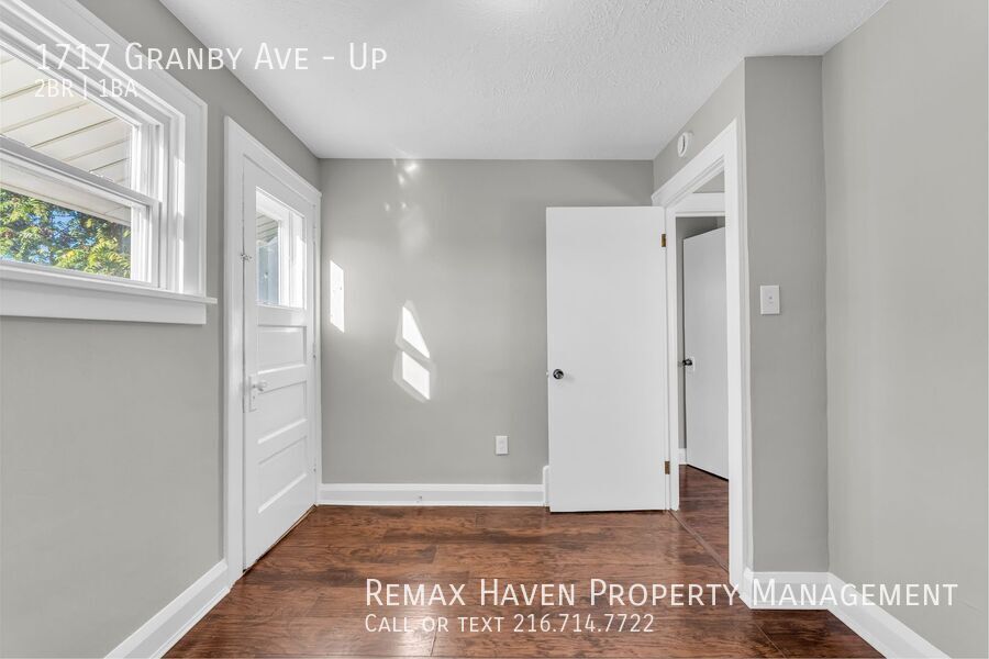 1717 Granby Ave | UP, Cleveland - Spacious 2-bed 1-bath multi-family home! property image