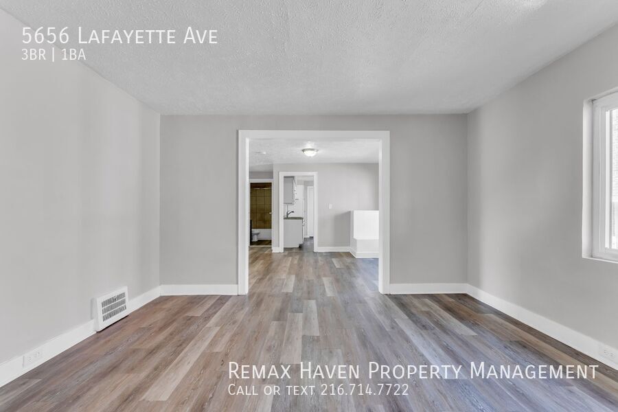 5656 Lafayette Ave, Maple Heights - Spacious 3-bed 1-bath single-family home! property image