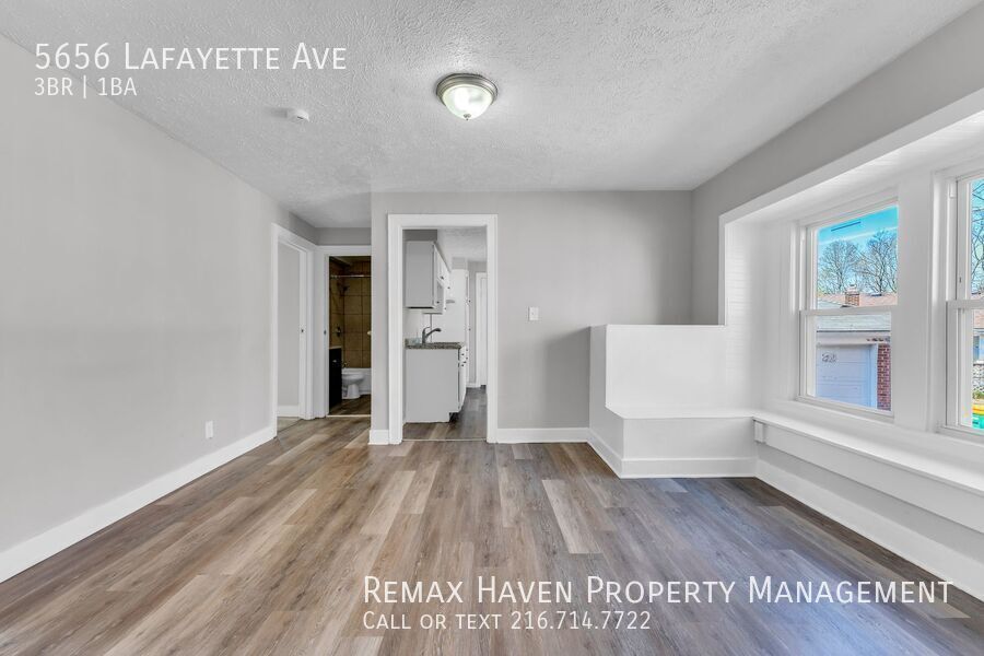 5656 Lafayette Ave, Maple Heights - Spacious 3-bed 1-bath single-family home! property image