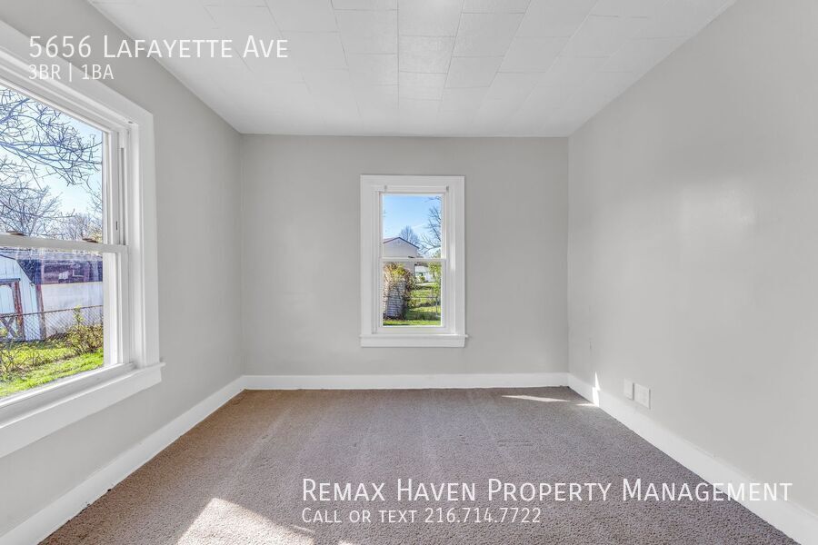 5656 Lafayette Ave, Maple Heights - Spacious 3-bed 1-bath single-family home! property image