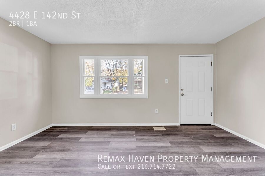 4428 E 142nd St, Cleveland - Spacious 2-bed 1-bath single-family home! property image