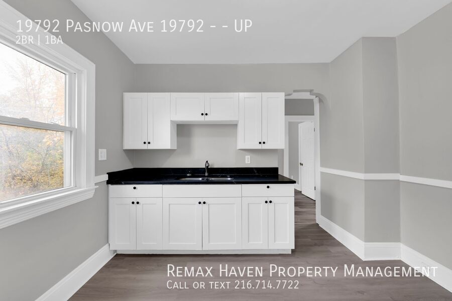 19792 Pasnow UP, Euclid - 2 bed 1 bath UP unit of this 2 family home! property image