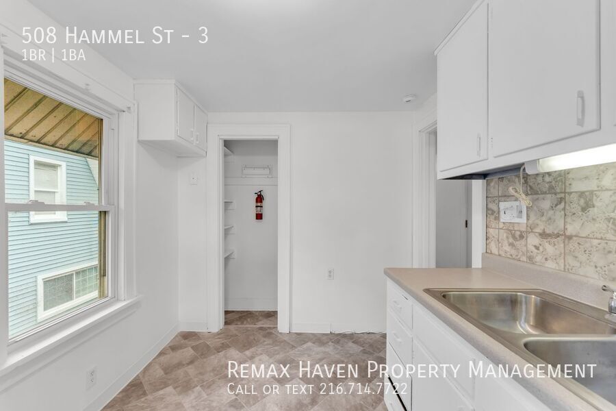 508 Hammel St | Unit 3, Akron - Spacious 1 bed 1 bath multi-family home! property image