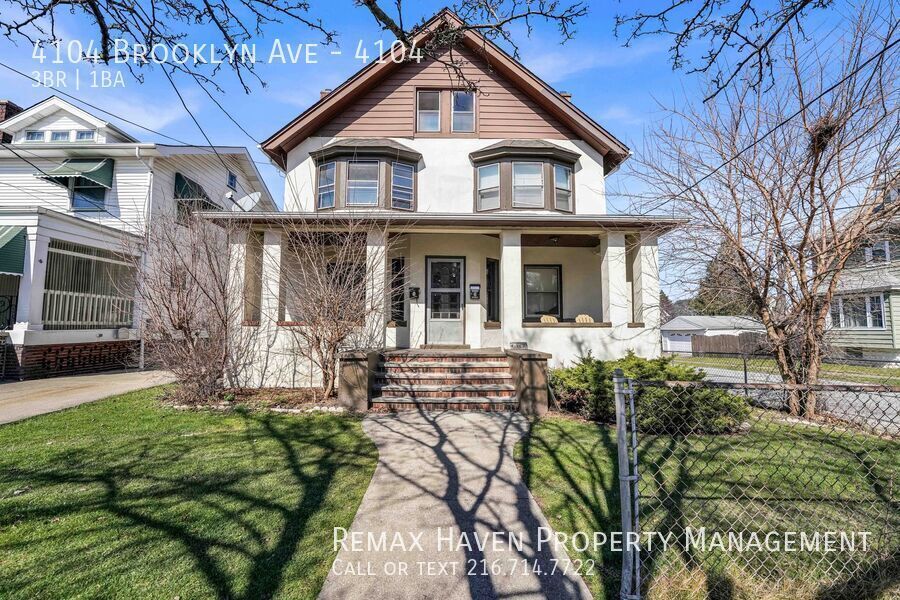 4104 Brooklyn Ave | Left Side, Cleveland - Spacious 3-bed 1-bath multi-family home! property image