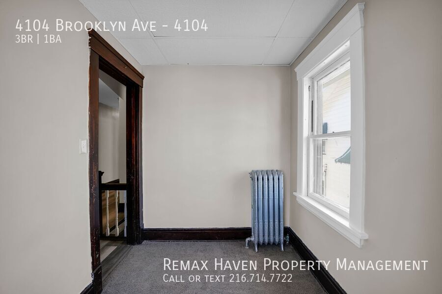4104 Brooklyn Ave | Left Side, Cleveland - Spacious 3-bed 1-bath multi-family home! property image