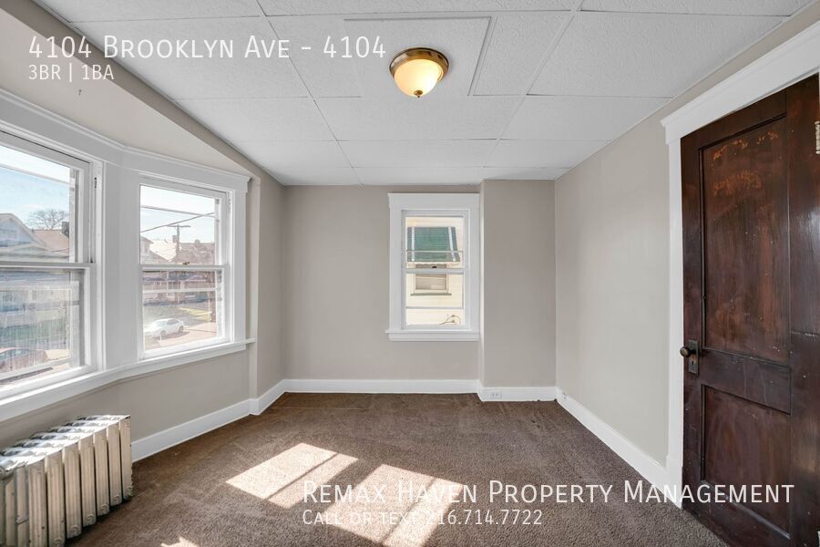 4104 Brooklyn Ave | Left Side, Cleveland - Spacious 3-bed 1-bath multi-family home! property image