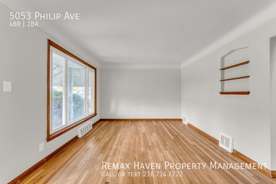5053 Philip Ave, Maple Heights - Spacious 4-bed 2-bath single-family home! property image
